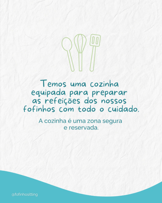 Cozinha equipada e reservada para preparar as refeições